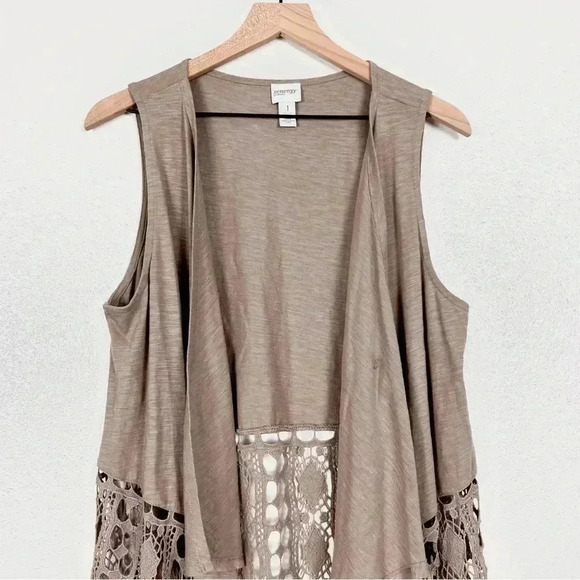 Zenergy by Chico’s Waterfall Vest - Picture 5 of 6